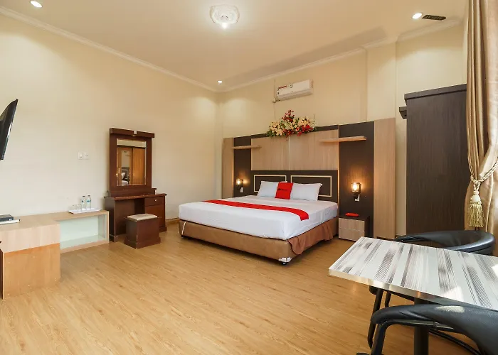 Reddoorz Plus @ Hotel Sempurna Watervang Lubuk Linggau