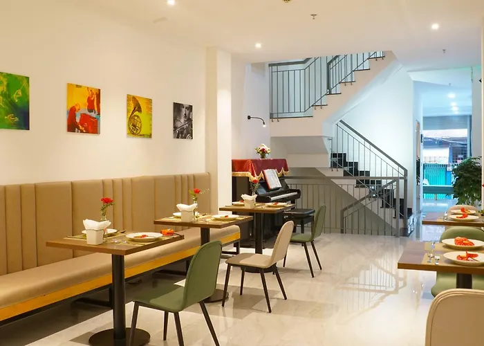 Piano Hotel