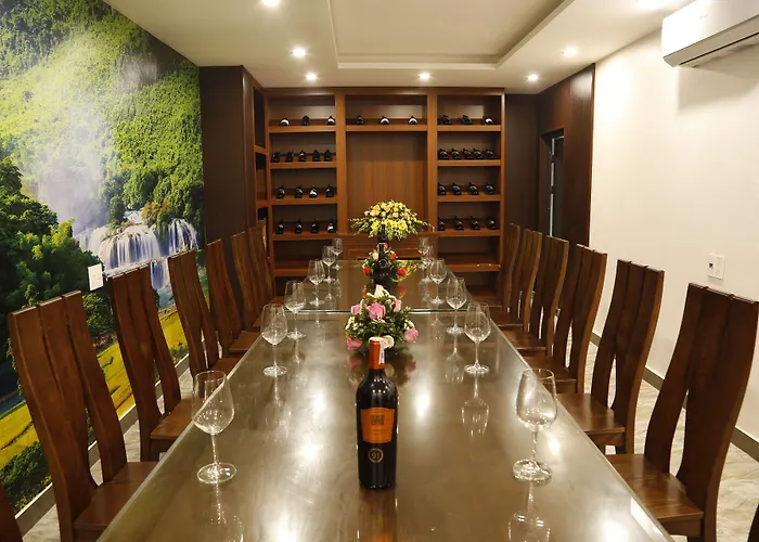 Bao Ngoc Diamond Hotel