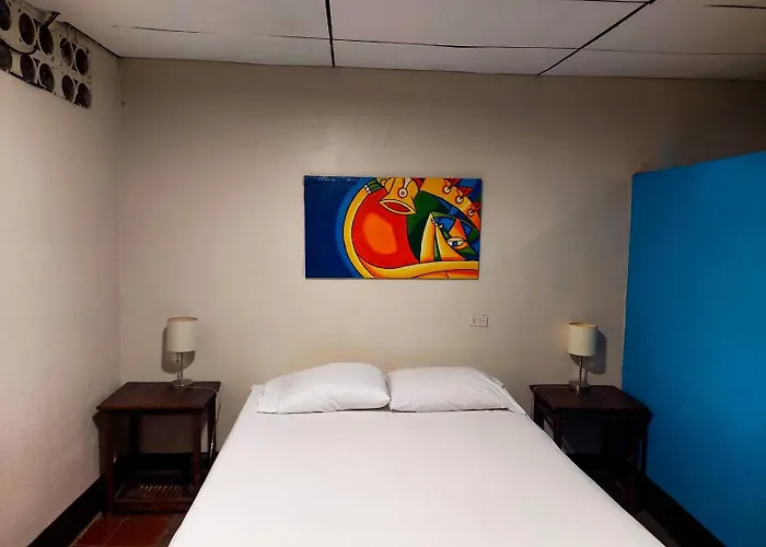 Hostal Harvest House