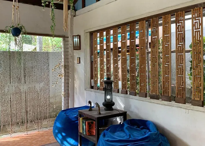 Hill Station Hostel At Chor Chaba