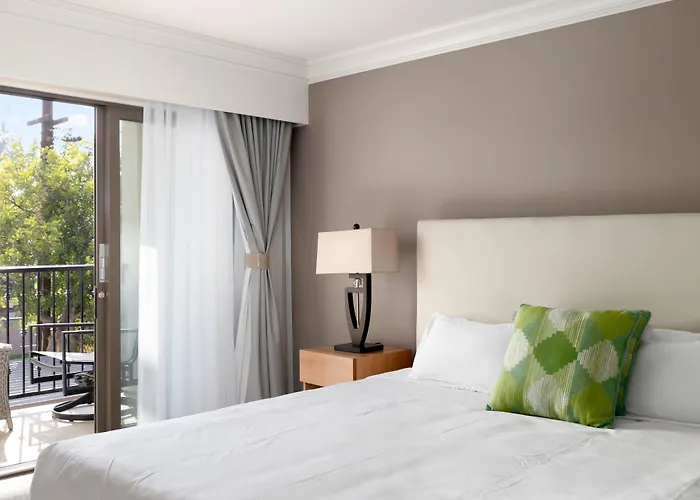 Hotel Huntington