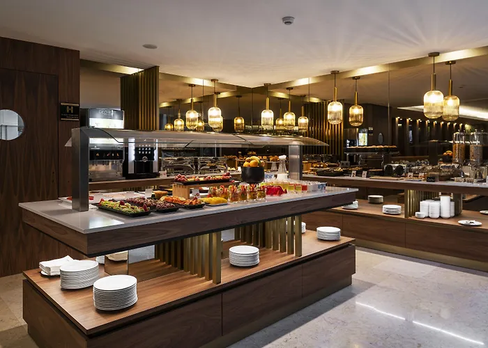TURIM Oporto Hotel