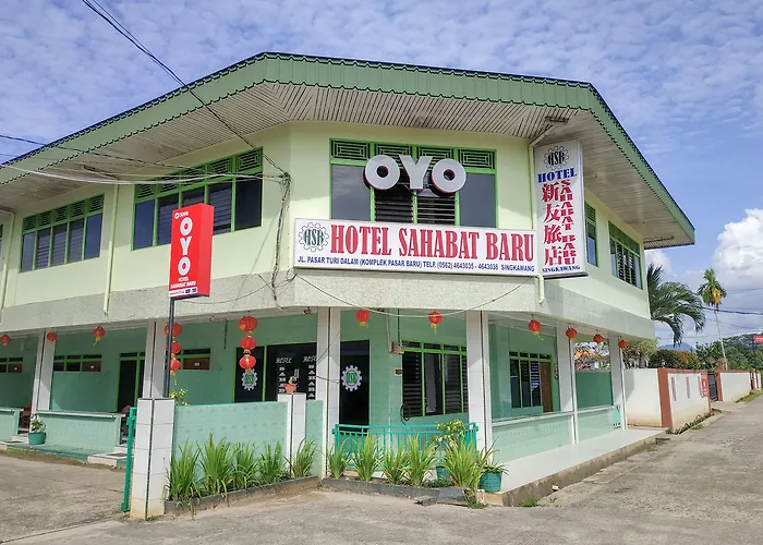 Super Oyo 3098 Hotel Sahabat Baru