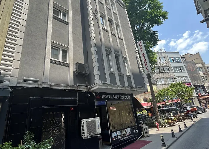 Metropol Hotel 2