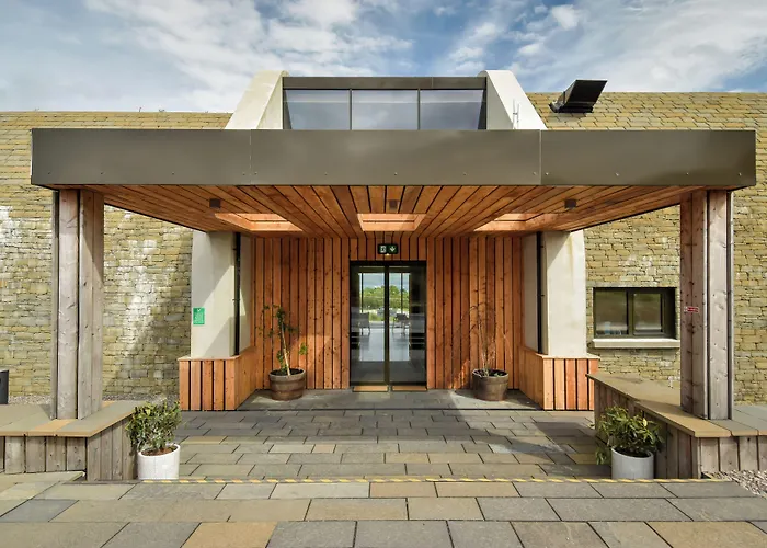 Bracken Hide Hotel
