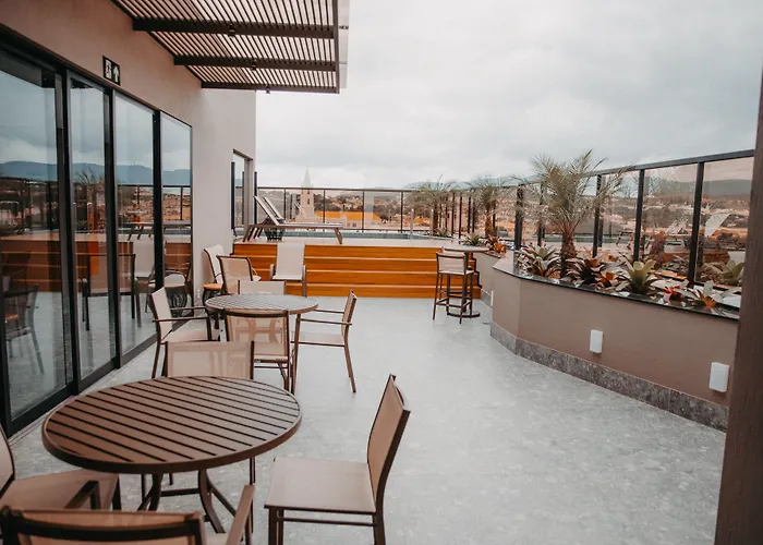 Serravita Hotel