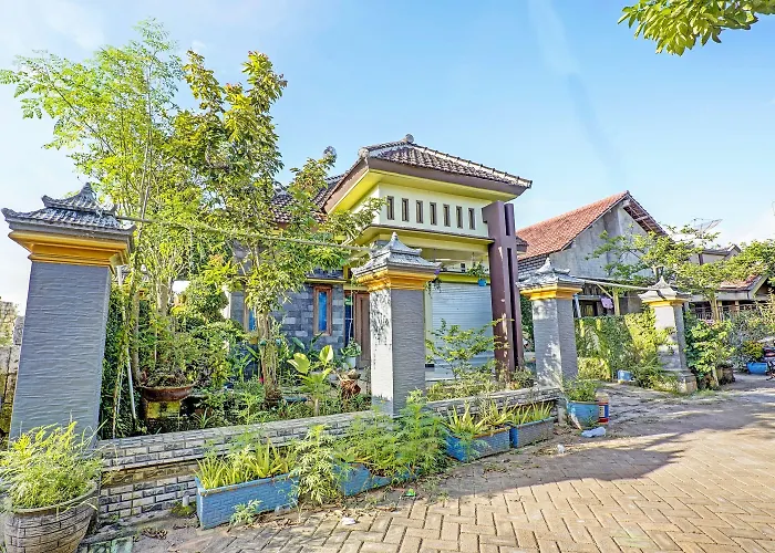 Hotel O Desa Wisata Alam Gosari