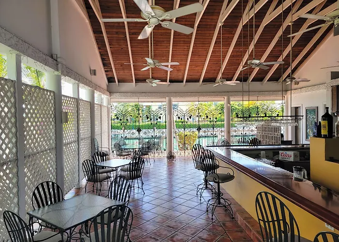 Zenza Boutique Hotel