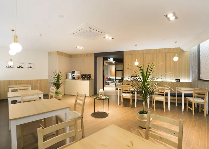 Brown Dot Hotel Jinju