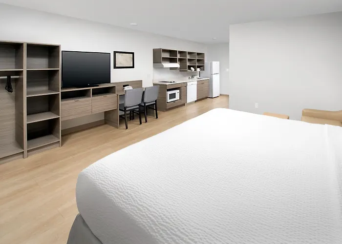 Woodspring Suites Meridian