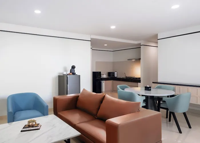 The Reiz Suites, Artotel Curated