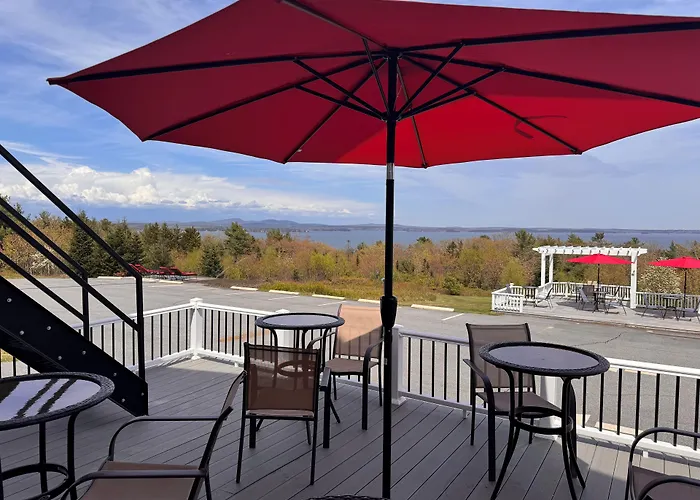 Acadia Ocean View Hotel