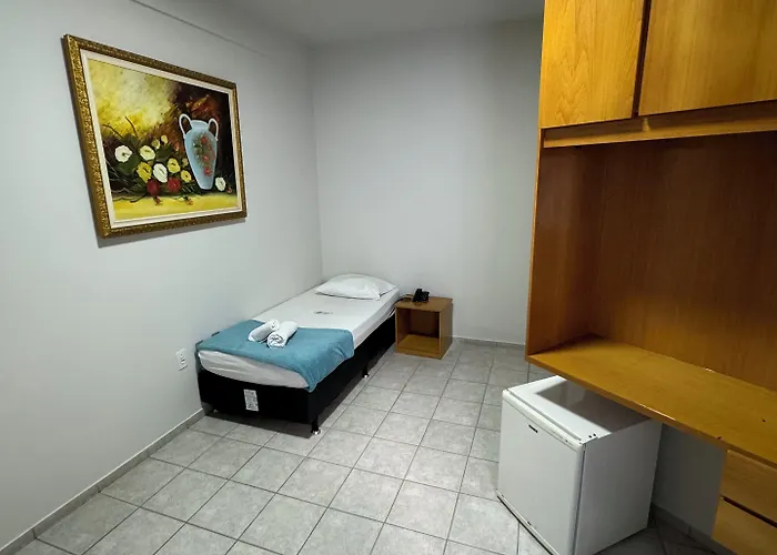 Hotel Gemeos