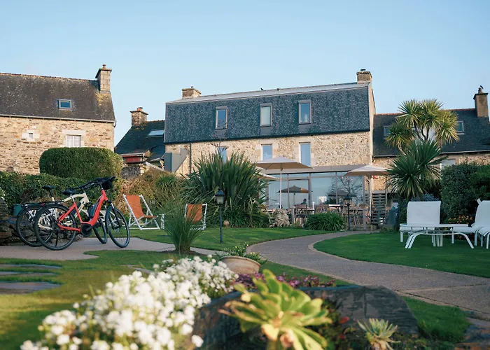 Hotel Les Agapanthes-Logis Hotel