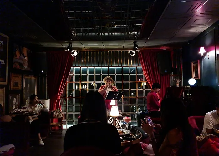Dream Factory Hotel