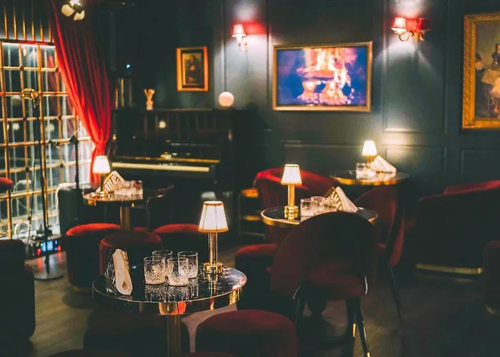 Dream Factory Hotel