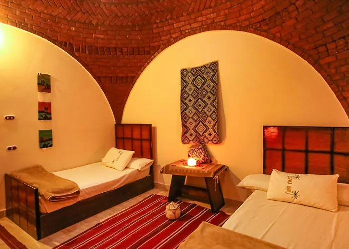 Seliyaa Siwa Inn Hotel
