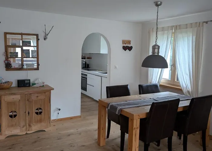 Wunderschöne 3 Zimmerwohnung mit Bergblick in Celerina