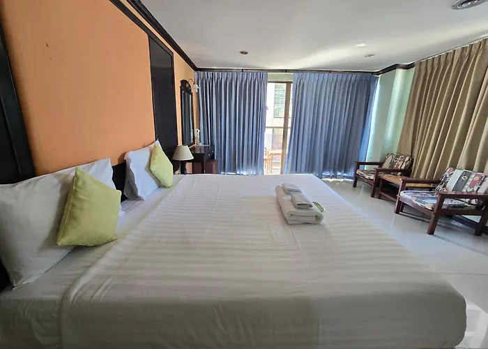 Mike Beach Resort