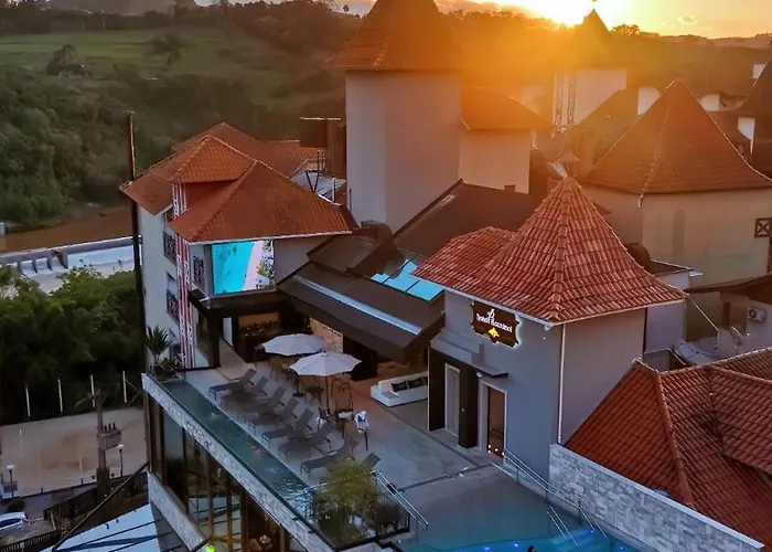Hotel Rouxinol