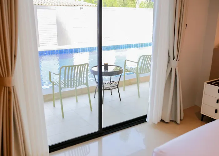 R2 Bed And Pool Kanchanaburi