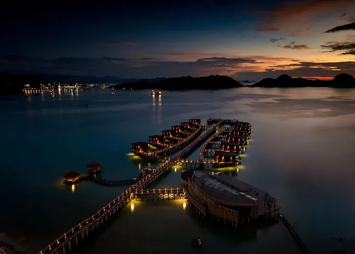 Katamaran Hotel & Resort Komodo