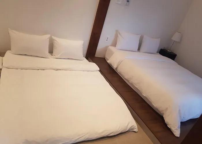 Andong Hanok Stay Hue