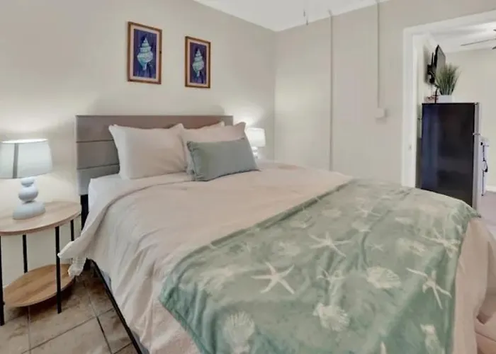 Sea Foam Suites
