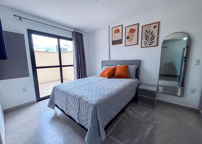 Studio Novo e Completo Próx. Faculdade e Shoppings