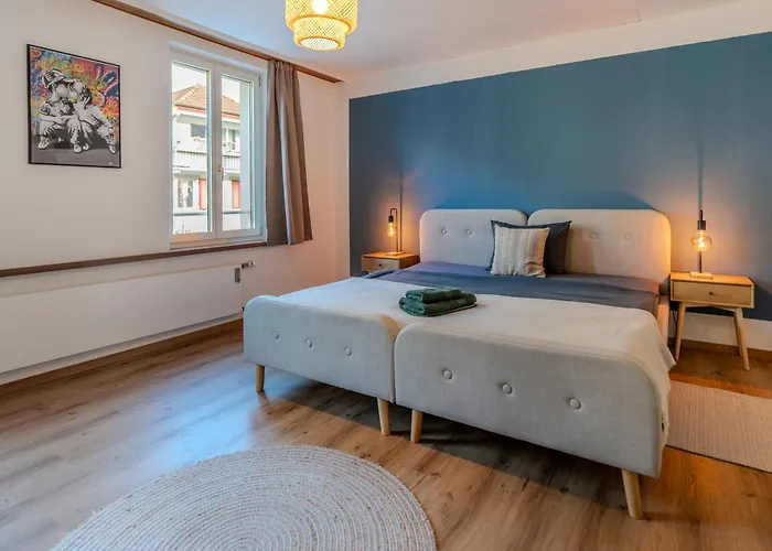 Spacious, Stylish & Central Apartment, Great Excursions In Surrounding Area