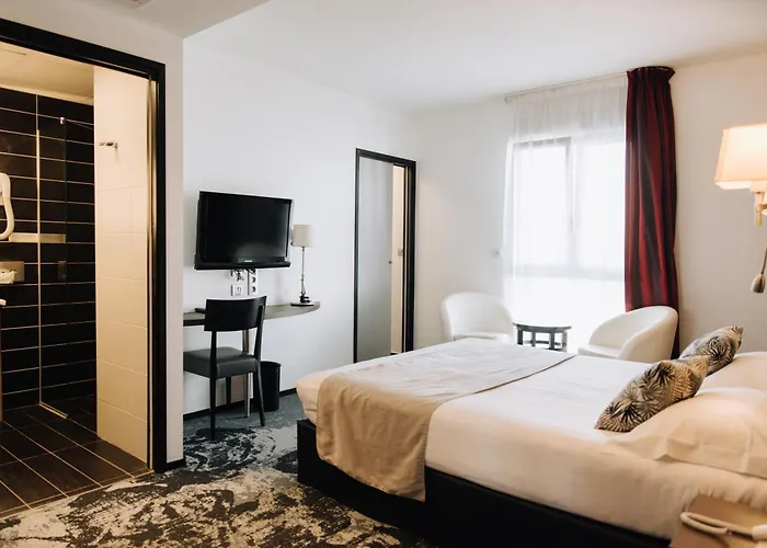 Logis Hotel Victor Hugo & Spa