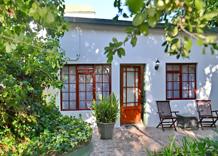 Mimosa Lodge