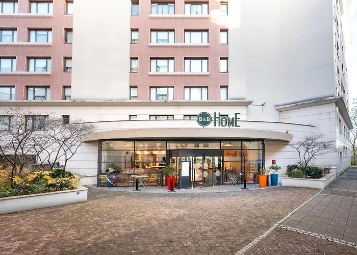 B&B HOTEL Rueil-Malmaison Gare