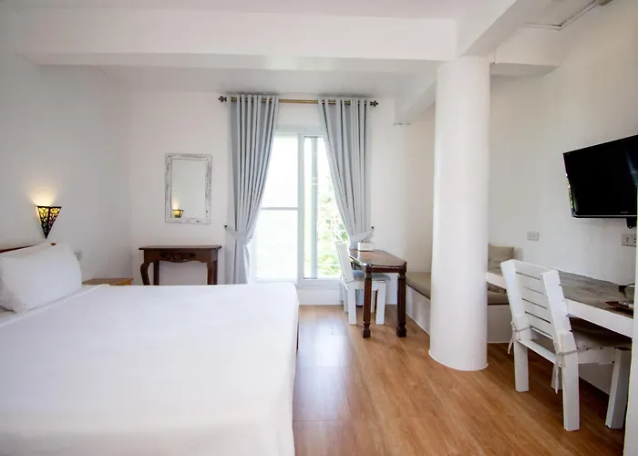 Lanterna Hotel Boracay