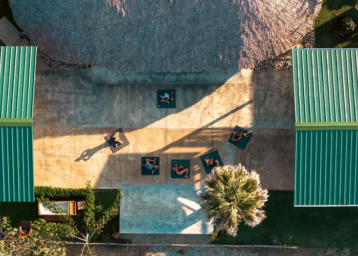 El Encuentro Surf Lodge