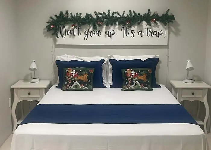 Fish Inn Hotel