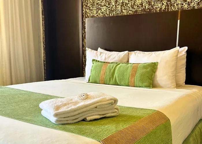 Hotel Colibrí Suites