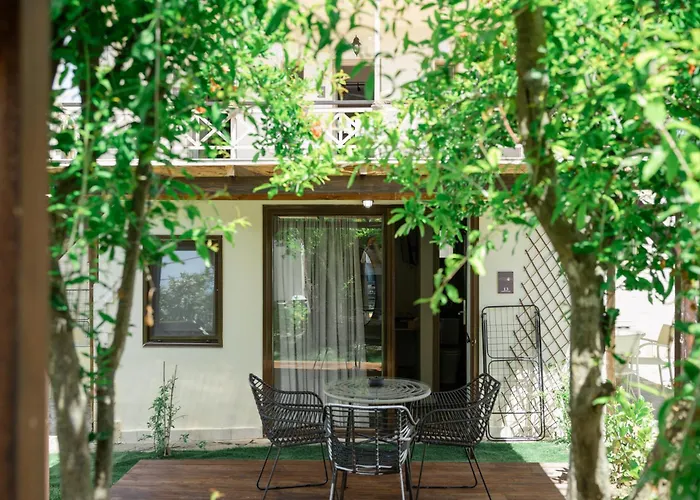 Pefkon Suites