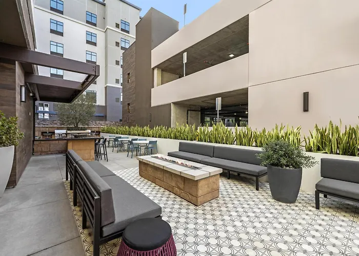 Home2 Suites By Hilton Riverside Downtown Convention Center