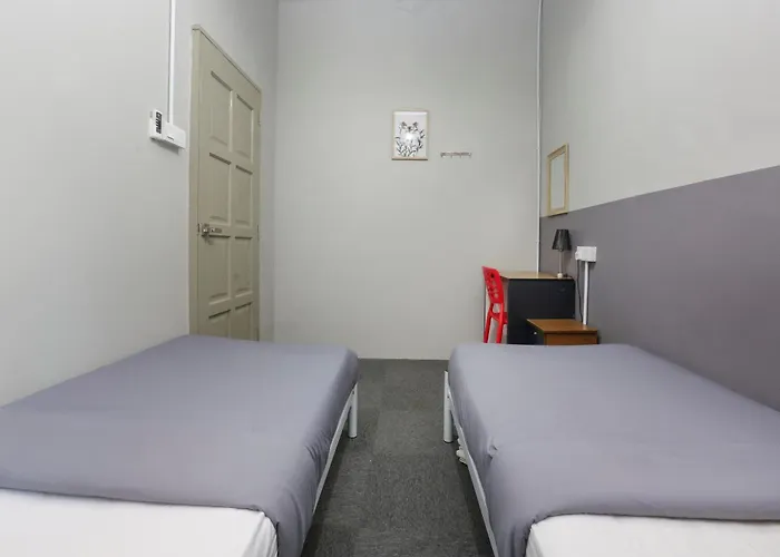 Bed Station Guest House