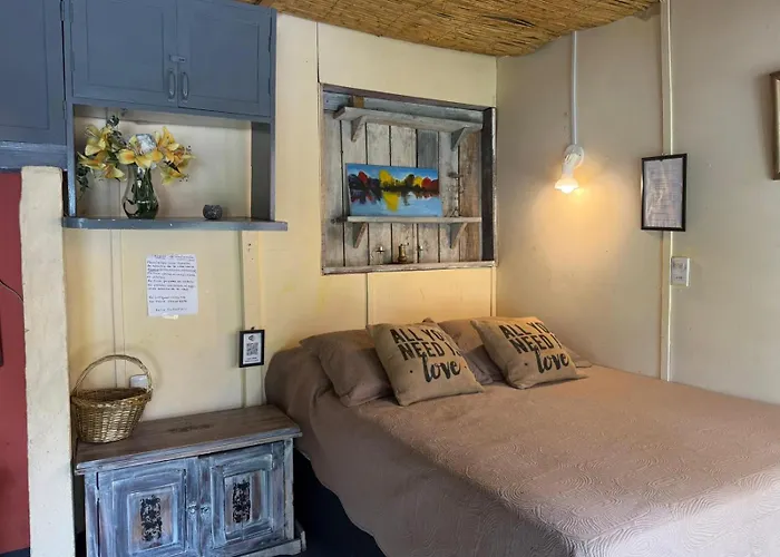 Monoambiente Y Habitaciones En La Barra, Punta Del Este Con Wifi Gratis