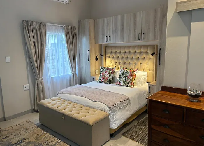 La Casa Blanca - Emmarentia, Johannesburg