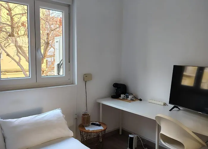 Agui House