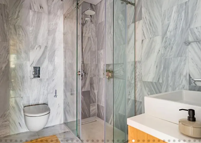 Olive Shared Pool Apartments