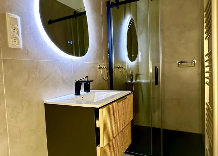 Luxury Suits Royal By Rikas Hotels