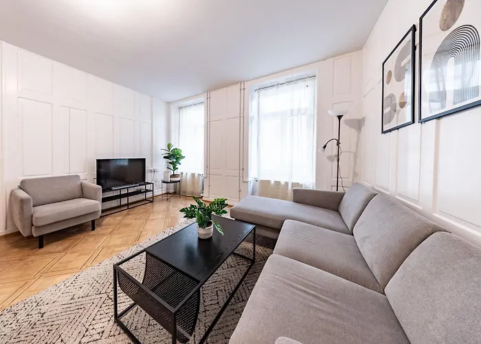 The R Apartment Munot - Old Town