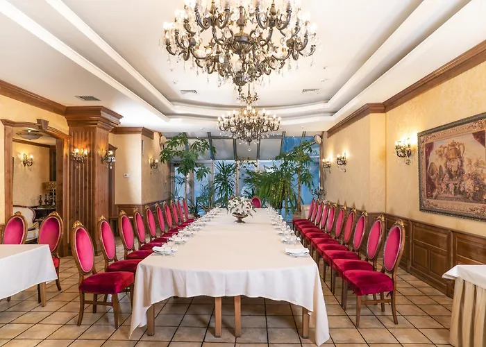 Nadiya Hotel