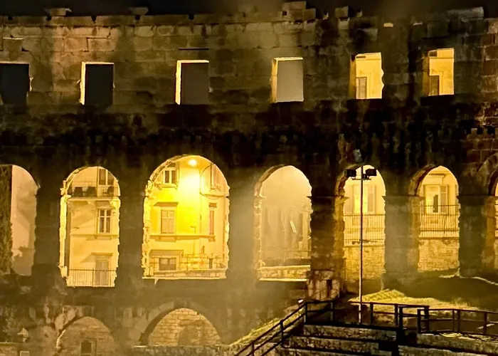 Apartments Incis Next To The Pula Amphitheather