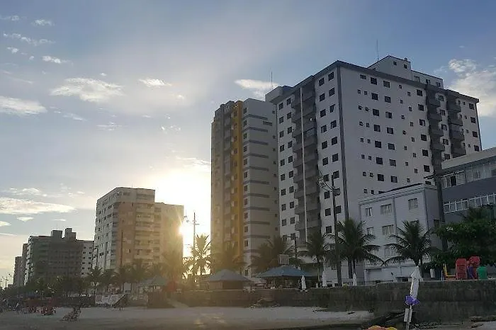 Apartamento beira mar Centro da cidade WiFi grátis